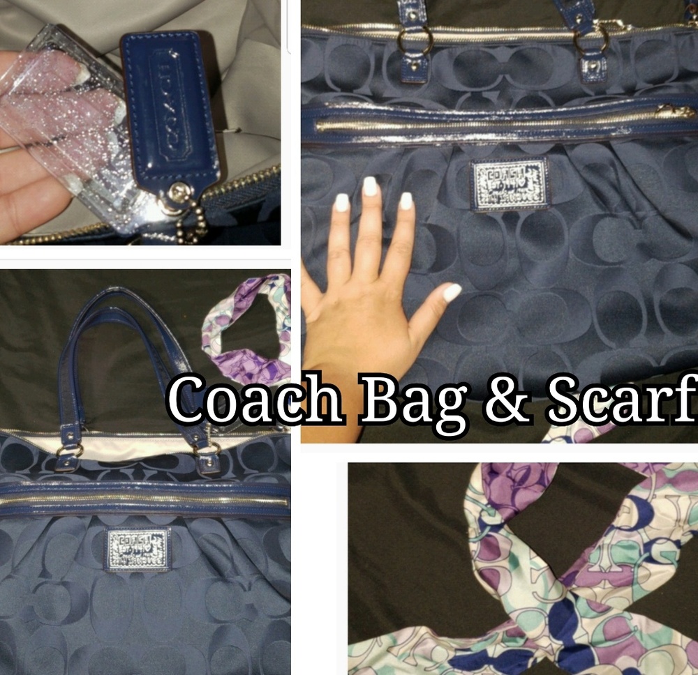 🆕️🆕️New ! Coach Navy Bag w/ bag scarf